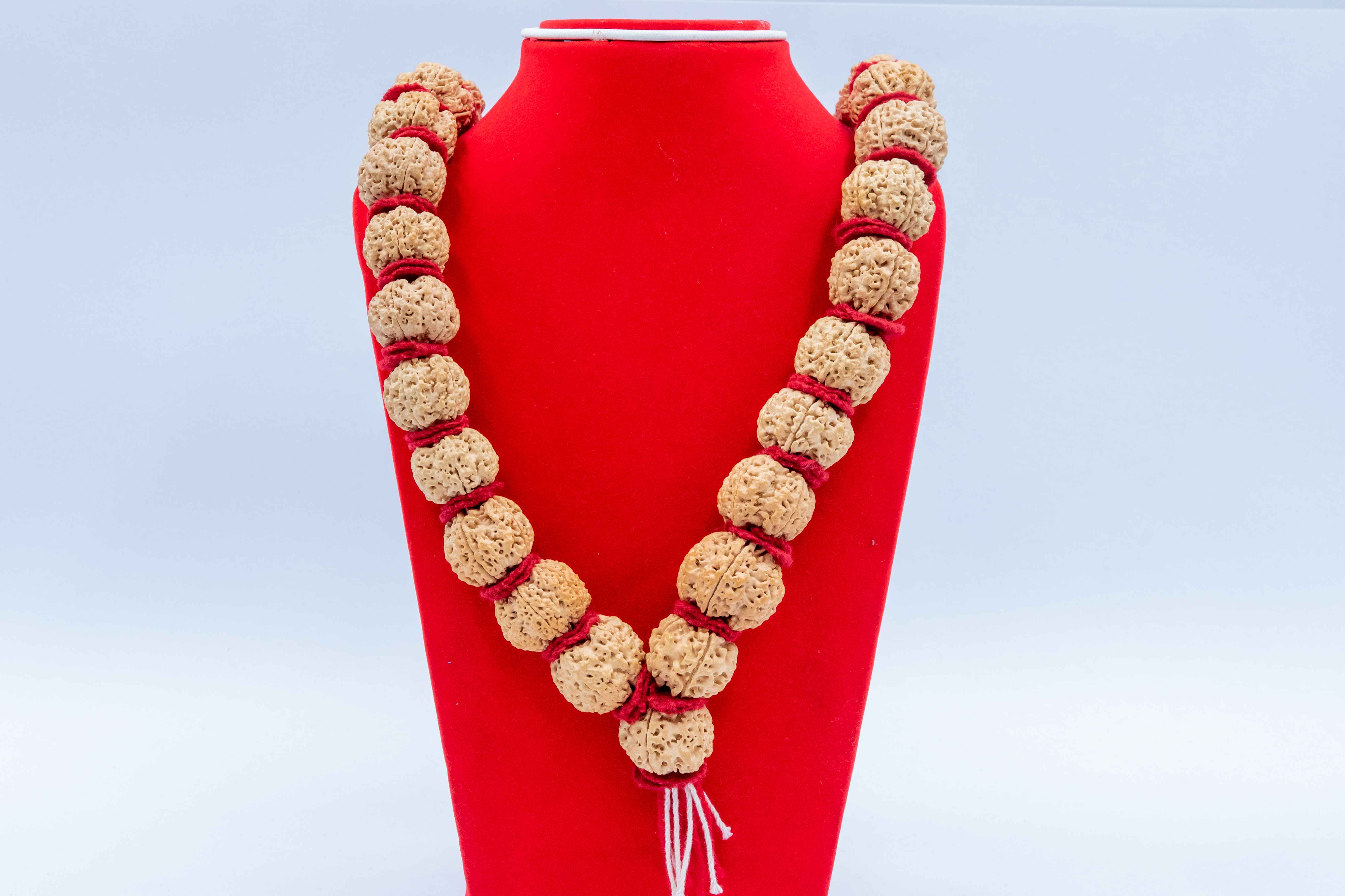 5 Mukhi 34 Pieces Triple Layer Velvet